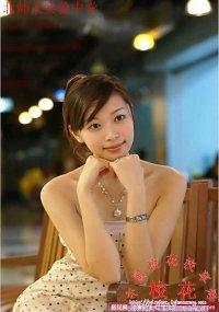 09北大附中2009年最新美女